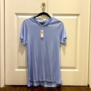 Banana republic tshirt. NWT